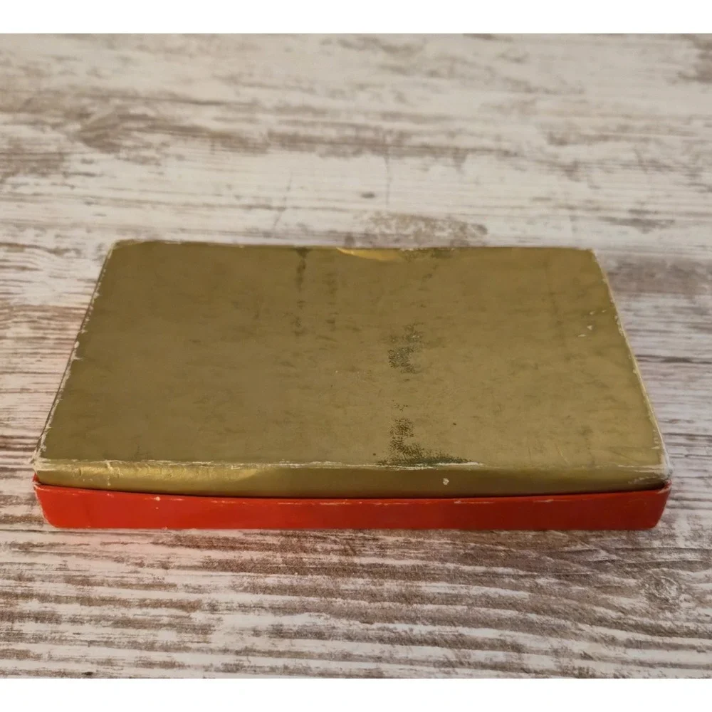 Vintage Slim Note Pad in Decorative Box Shield Emblem Cream Red Gold Stationery